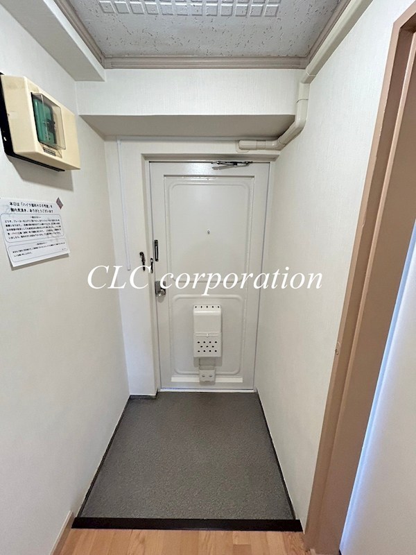 玄関　他号室写真代用中