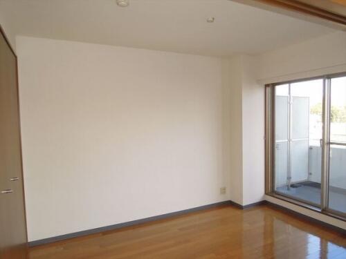 居室・リビング　居間