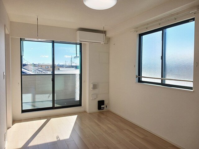 居室・リビング　おしゃれな居間です