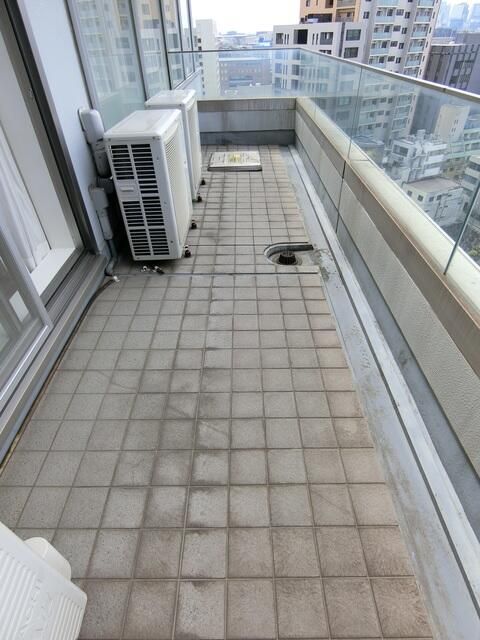 バルコニー　陽当たり良好なバルコニーです