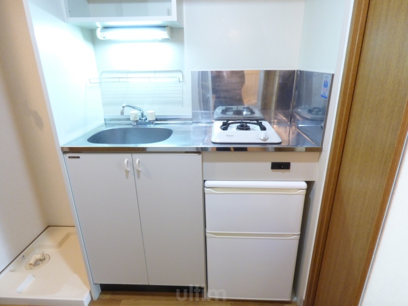 キッチン　※別のお部屋の写真です