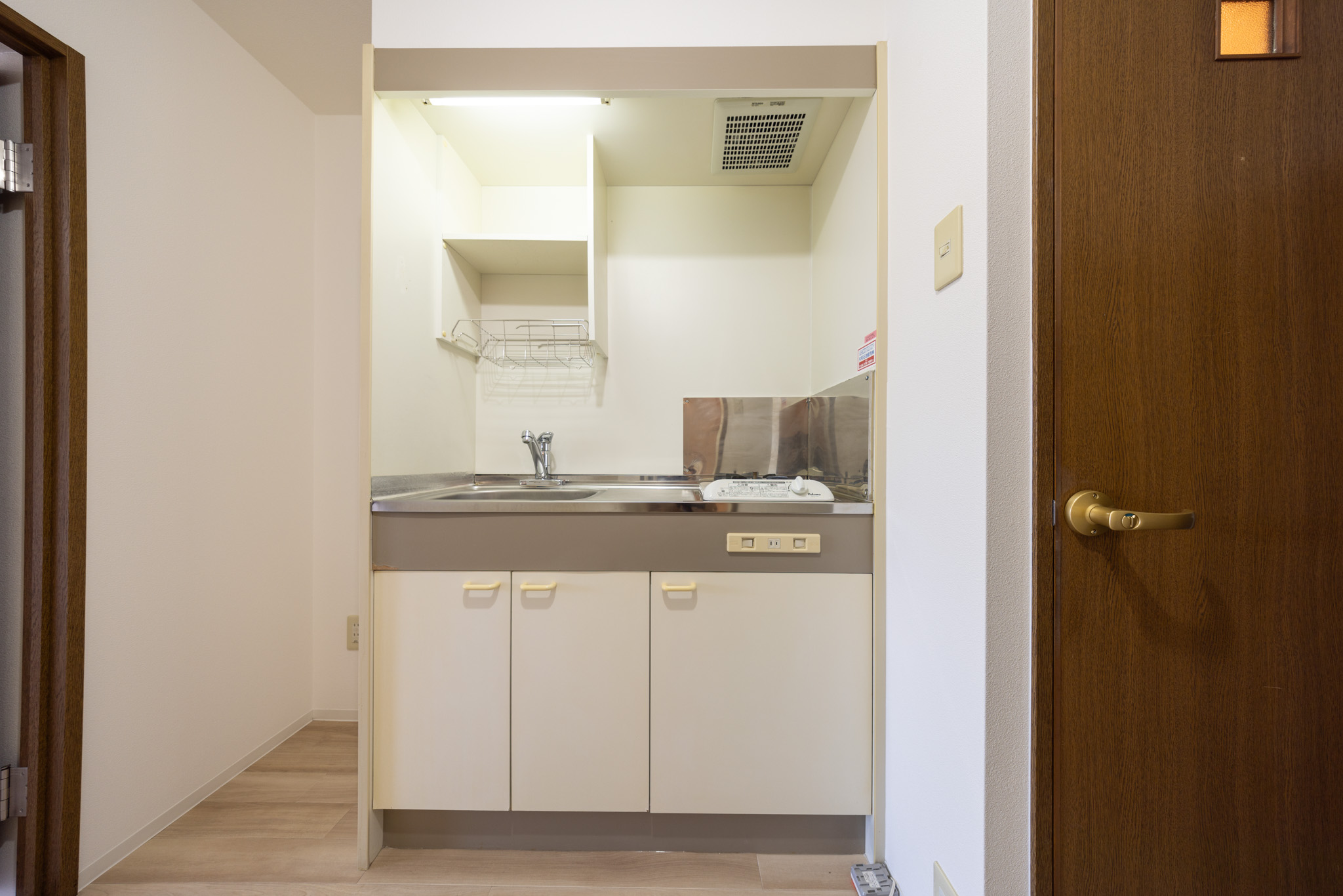 キッチン　コンロ一口