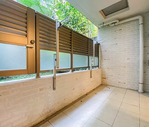 バルコニー　別タイプ部屋　参考写真です