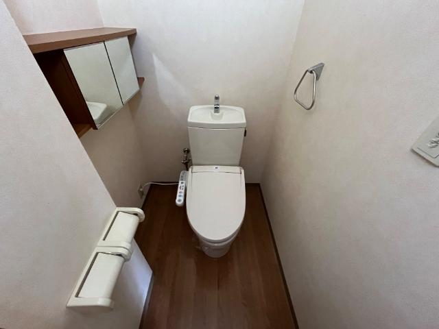 トイレ　シャワー付トイレ