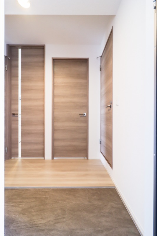 玄関　図面と現状に相違がある場合には現状を優先