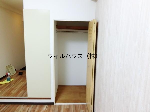 収納　洋室収納！