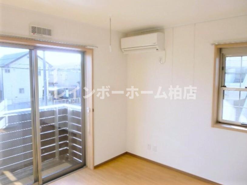 居室・リビング　おしゃれな居間です