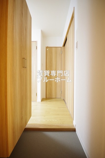 玄関　スペースたっぷりの玄関！