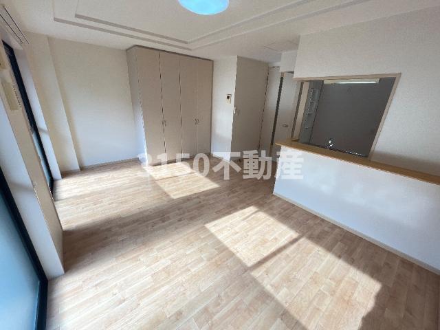 居室・リビング　リビング