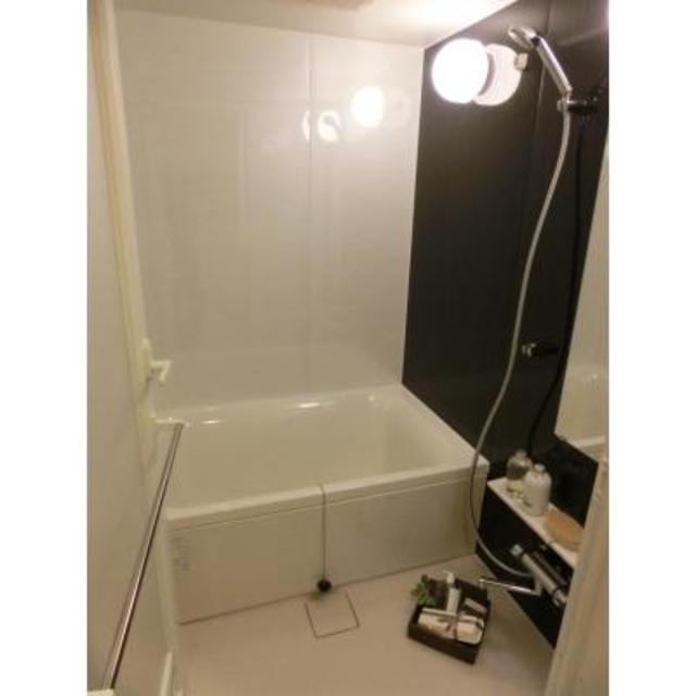 バス・シャワールーム　※写真は同タイプ住戸です。