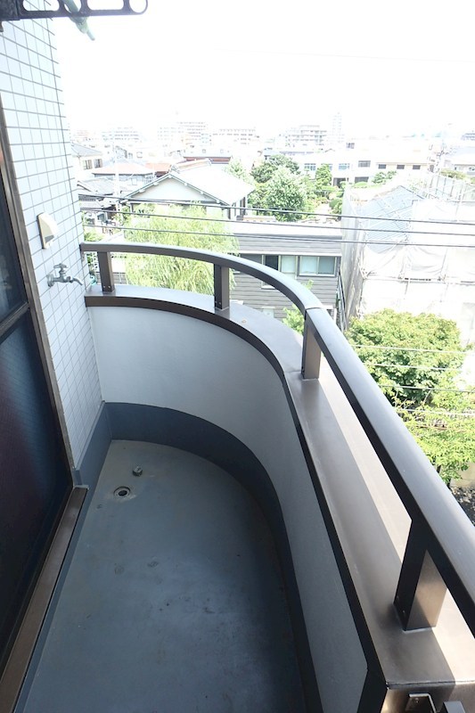 バルコニー　※参考写真