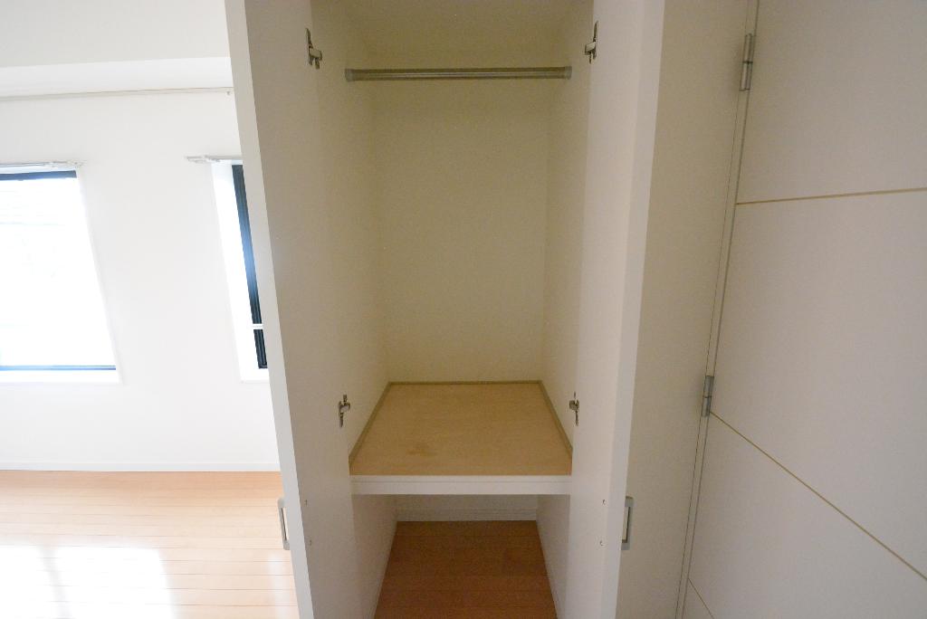 収納　クローゼット