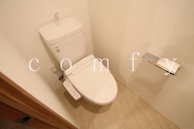 トイレ　ウォシュレット付きトイレ