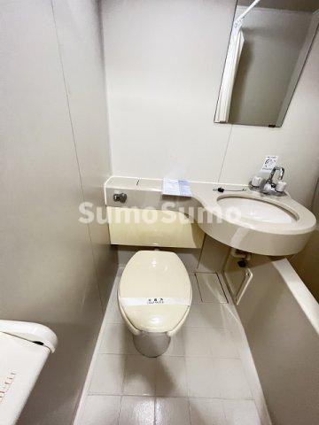 トイレ　コンパクトで使いやすいトイレです