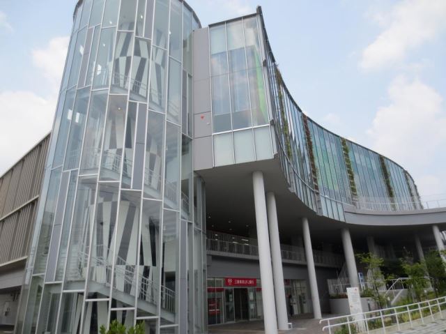 銀行　三菱東京ＵＦＪ銀行（銀行）まで1400m