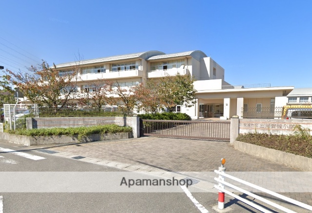 小学校　三河安城小学校（小学校）まで979m