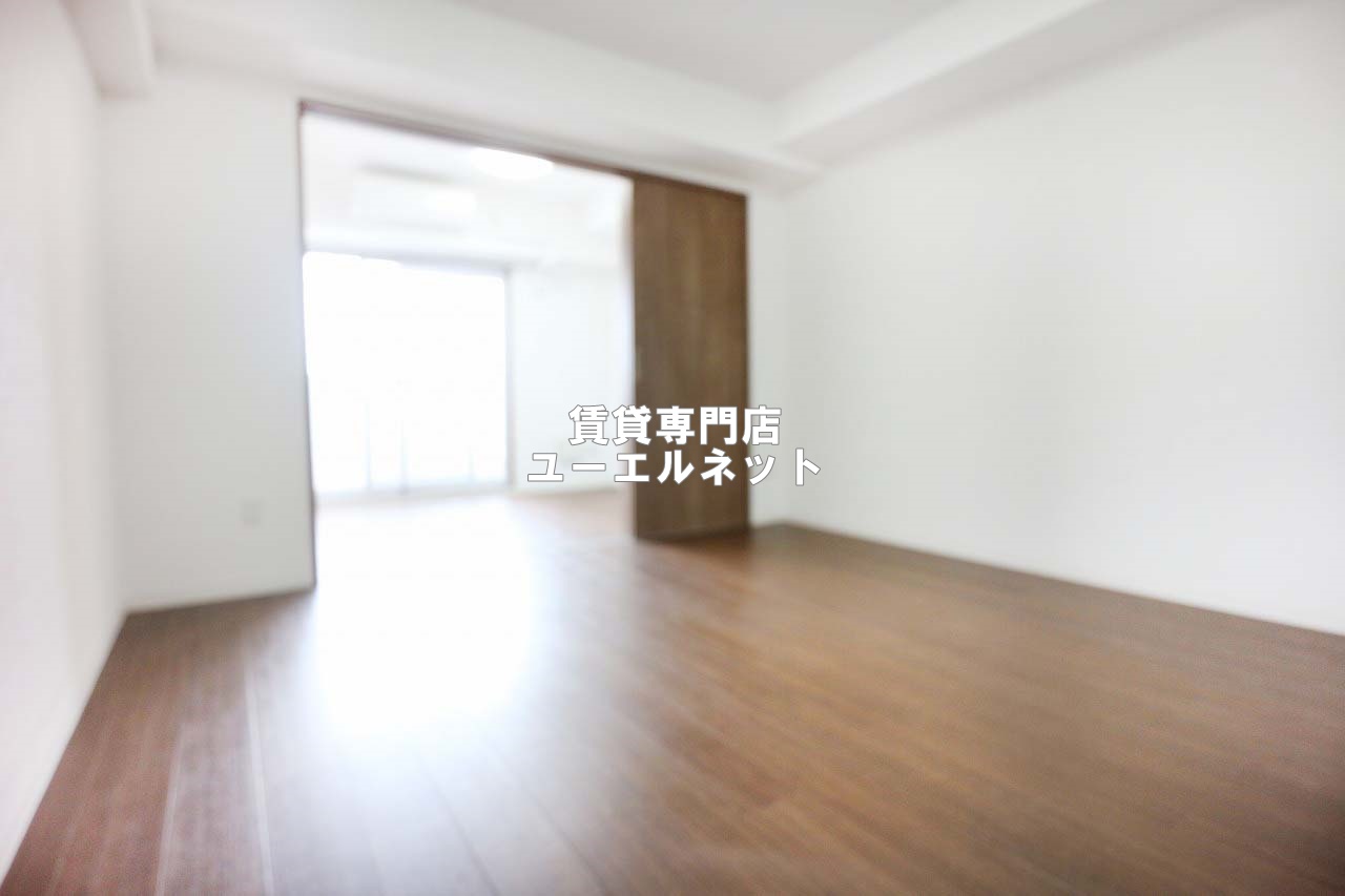 居室・リビング　ゆったりとくつろげる、落ち着きのある居室空間です