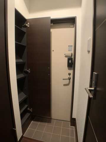 玄関　ソフィアヒルズ