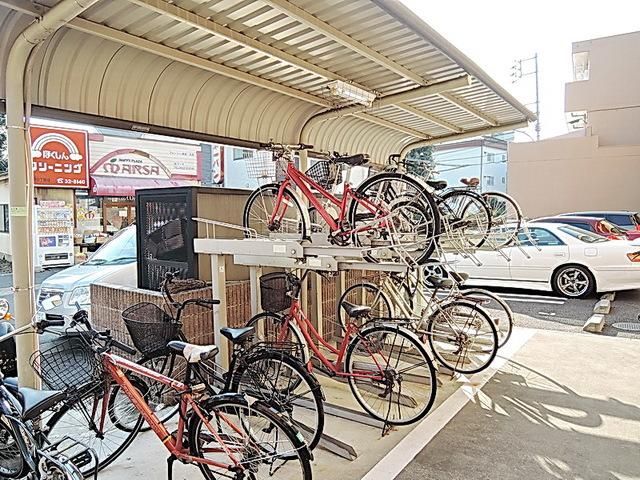 その他共有部分　★屋根付き駐輪場★