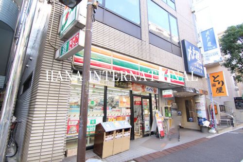 コンビニ　セブンイレブン 西葛西３丁目店（コンビニ）まで116m