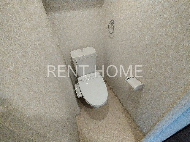 トイレ　ウォシュレット付き