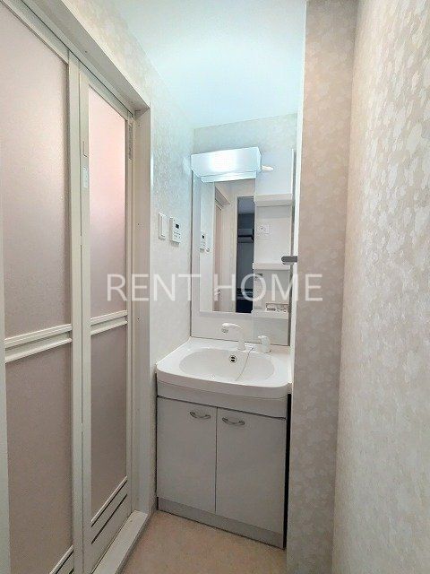 洗面設備　洗面化粧台