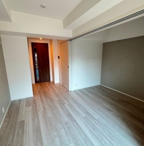 居室・リビング　別号室参考写真