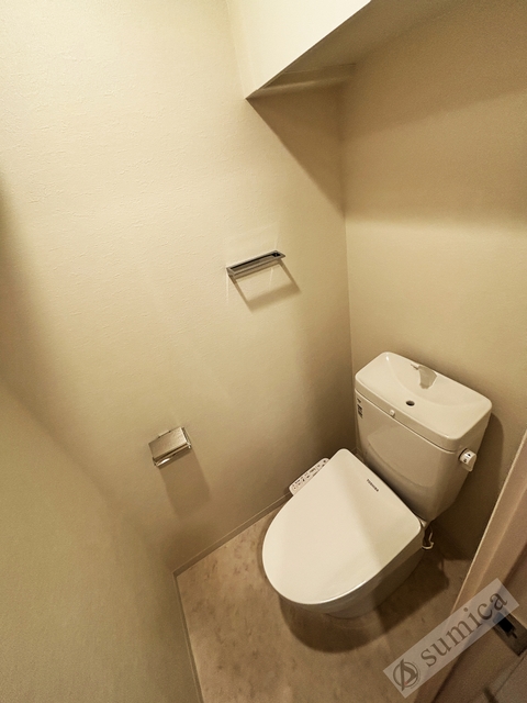 トイレ　温水洗浄便座付き♪♪