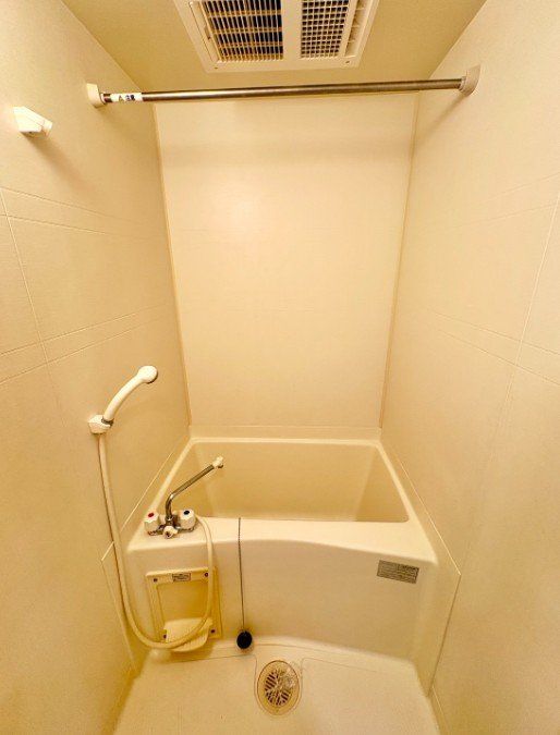 バス・シャワールーム　※代表タイプの写真のため実際と異なる場合がございます