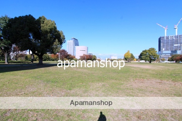 公園　難波宮跡公園（公園）まで200m