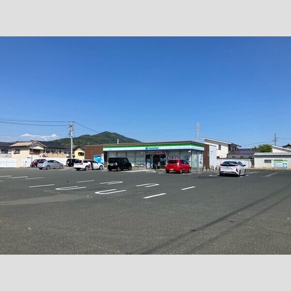 その他　ファミリーマート豊橋井原店