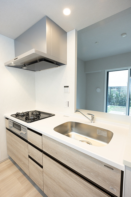 キッチン　※写真は同タイプ住戸です。