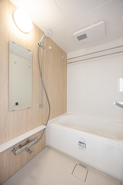 バス・シャワールーム　※写真は同タイプ住戸です。
