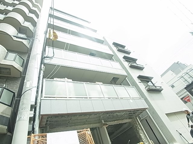 建物外観　建設中