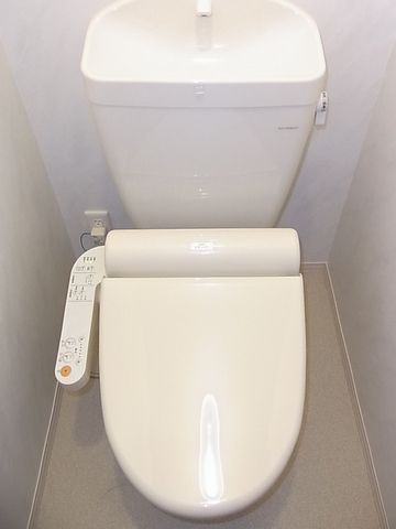 トイレ　洗浄機能付トイレ