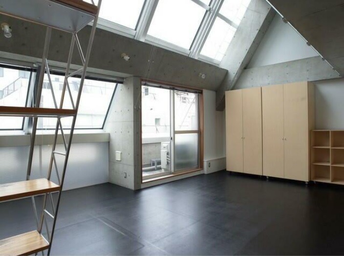 その他設備　階段