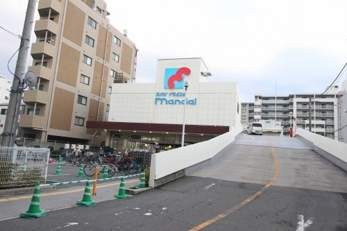 スーパー　万代 下新庄店（スーパー）まで402m