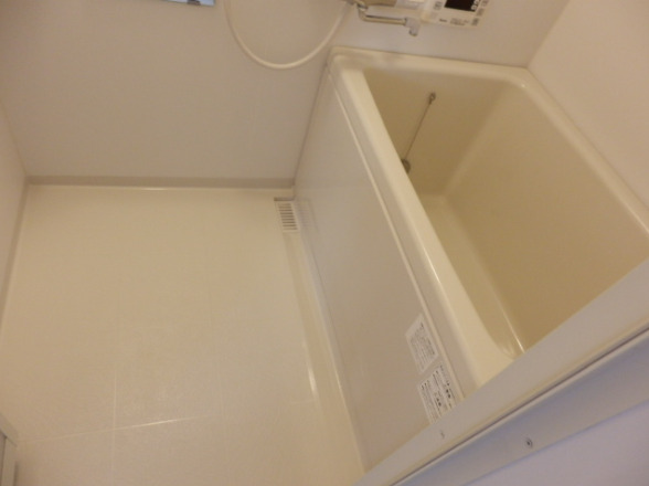 バス・シャワールーム　清潔感のある浴室♪