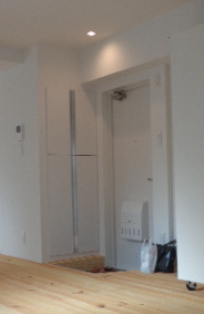 玄関　シューズボックス付きの玄関♪