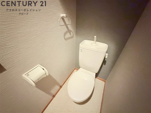 トイレ　コンパクトで使いやすいトイレです