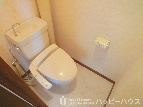 トイレ　参考写真（別部屋の写真の為、内装が異なる場合がございます）