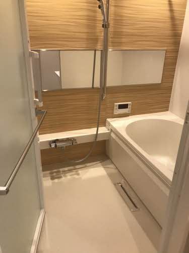 バス・シャワールーム　浴室