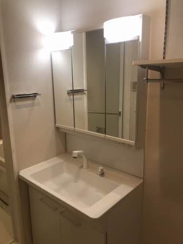 洗面設備　洗面所