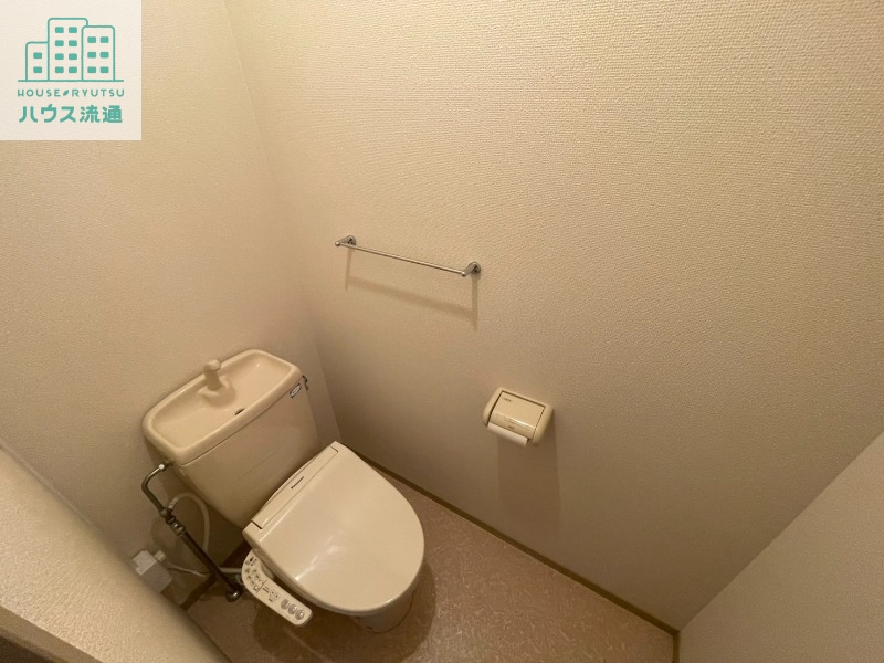 トイレ　※別号室の写真になります※