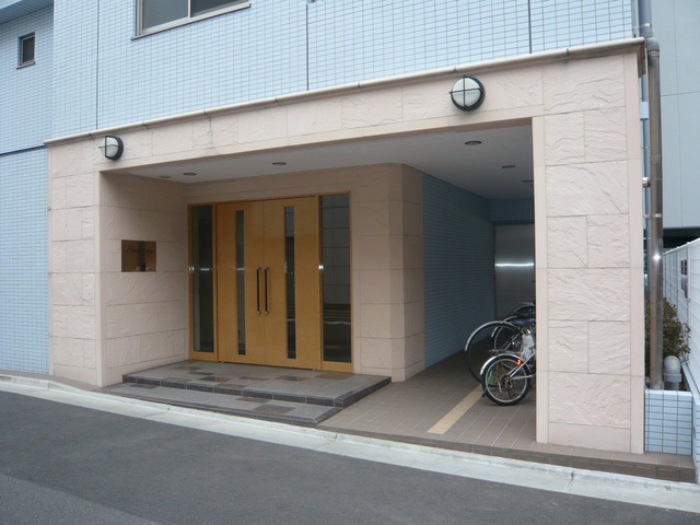 エントランス　広々エントランスが御出迎え！