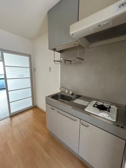 キッチン　※別部屋の写真です