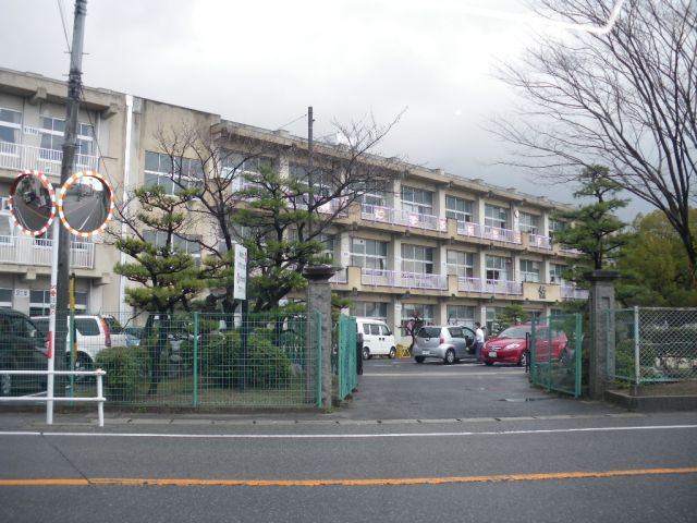 小学校　岡崎市立矢作北小学校（小学校）まで700m