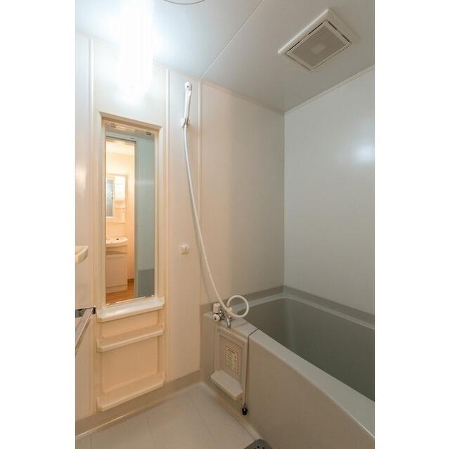 バス・シャワールーム　別部屋参考写真