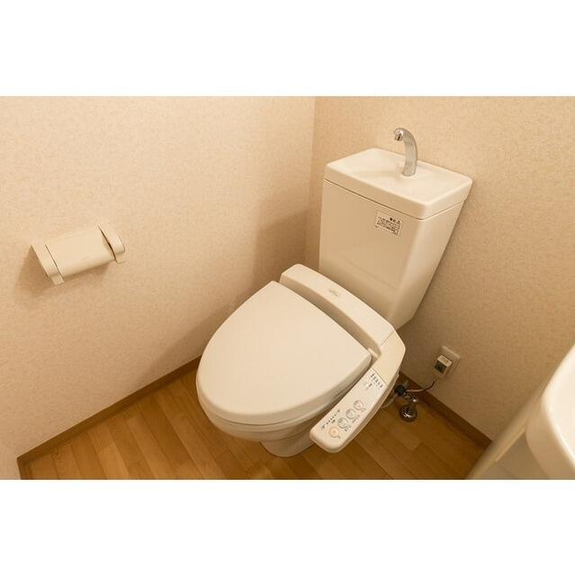 トイレ　別部屋参考写真