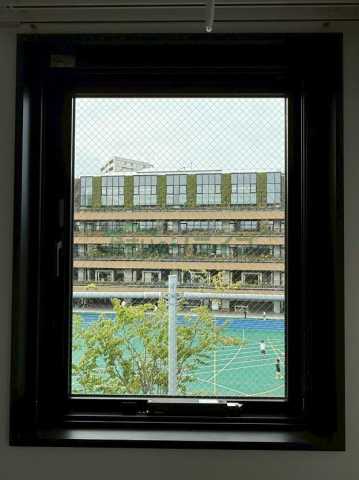 バルコニー　別階層の参考写真になります。